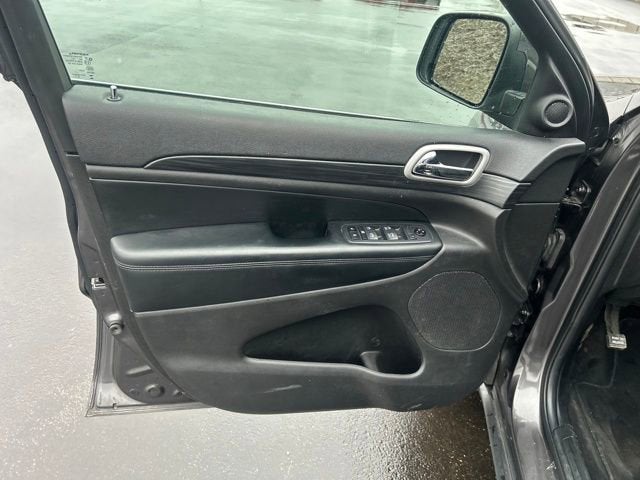 2020 Jeep Grand Cherokee Laredo E 4x4