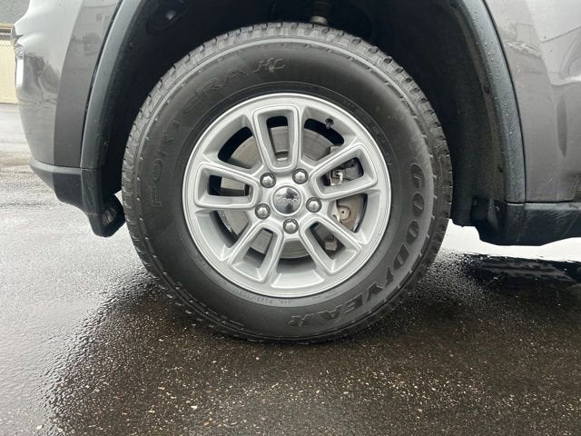 2020 Jeep Grand Cherokee Laredo E 4x4