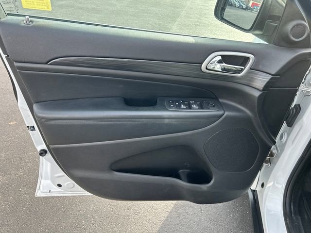 2019 Jeep Grand Cherokee Laredo E 4x4