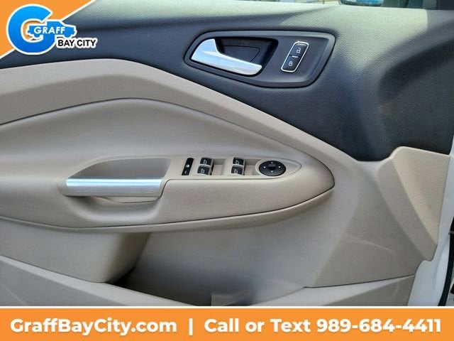2015 Ford C-Max Hybrid SE