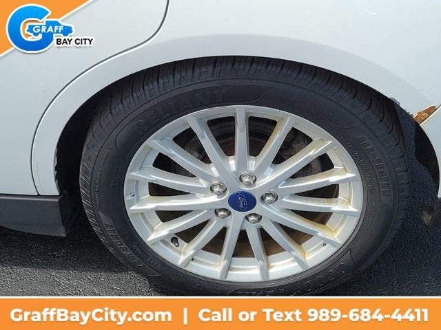 2015 Ford C-Max Hybrid SE