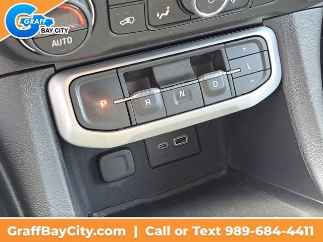 2022 GMC Acadia SLE