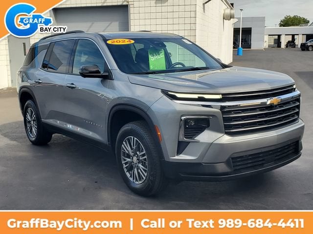 2024 Chevrolet Traverse LT