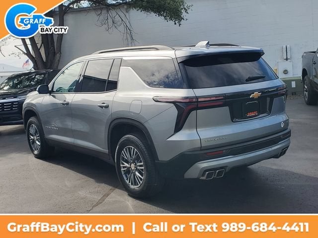 2024 Chevrolet Traverse LT