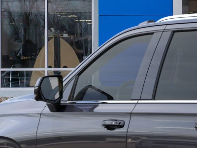 2027 Chevrolet Suburban LT