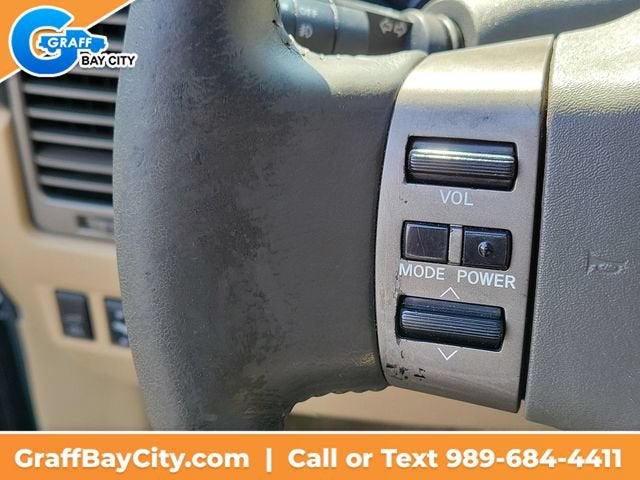 2005 Nissan Armada LE