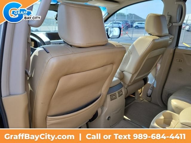 2005 Nissan Armada LE