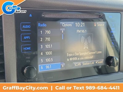 2017 Toyota Sienna LE Auto Access Seat