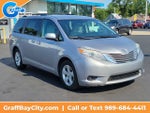 2017 Toyota Sienna LE Auto Access Seat