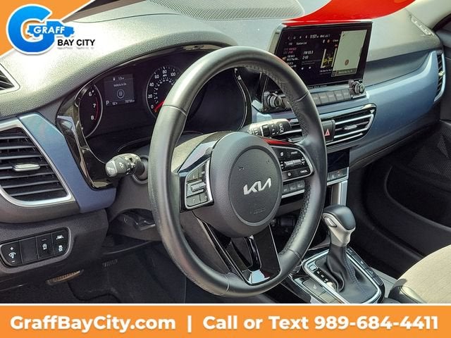 2022 Kia Seltos Nightfall