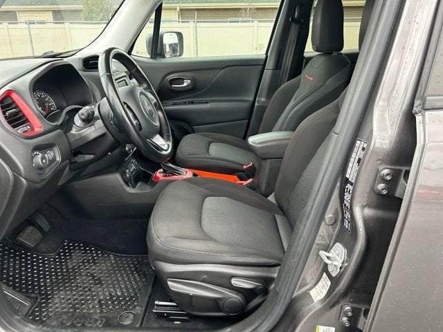 2016 Jeep Renegade Trailhawk