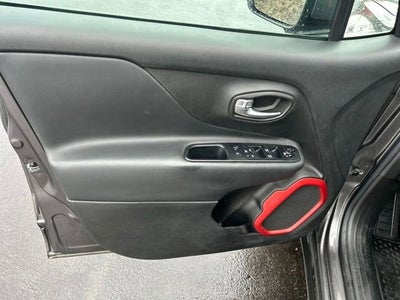 2016 Jeep Renegade Trailhawk